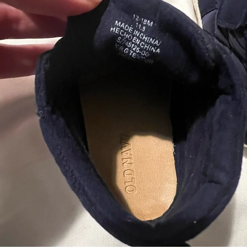 NWOT Old Navy High Top Quilted Blue Textured Sneakers Size 12-18 Months